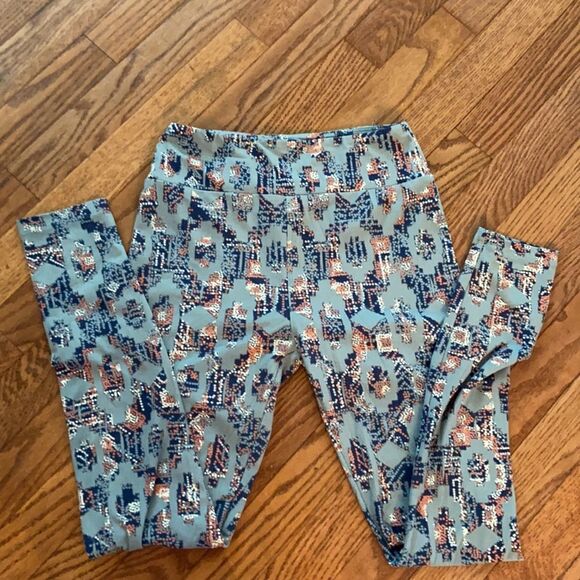 Lularoe legging so soft -one size - Picture 3 of 6